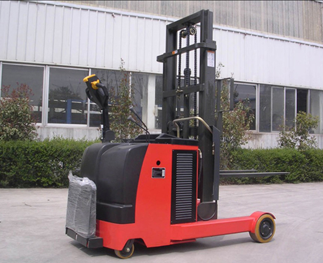 TFA Series Electric Reach Truck